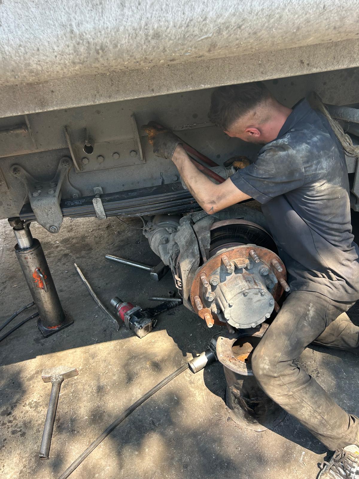 Kamyon Ön Takım Tamiri